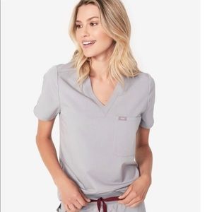 Figs scrubs s top sp bottom